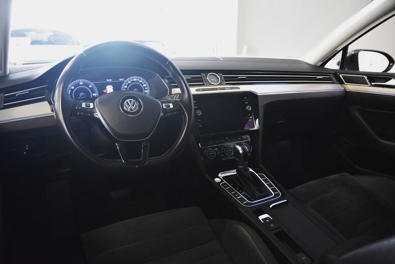 Volkswagen Passat bild 7