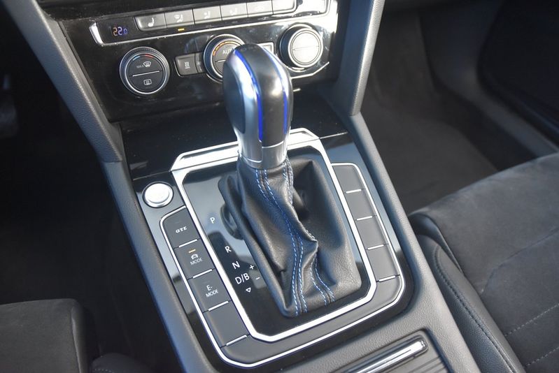 Volkswagen Passat bild 14