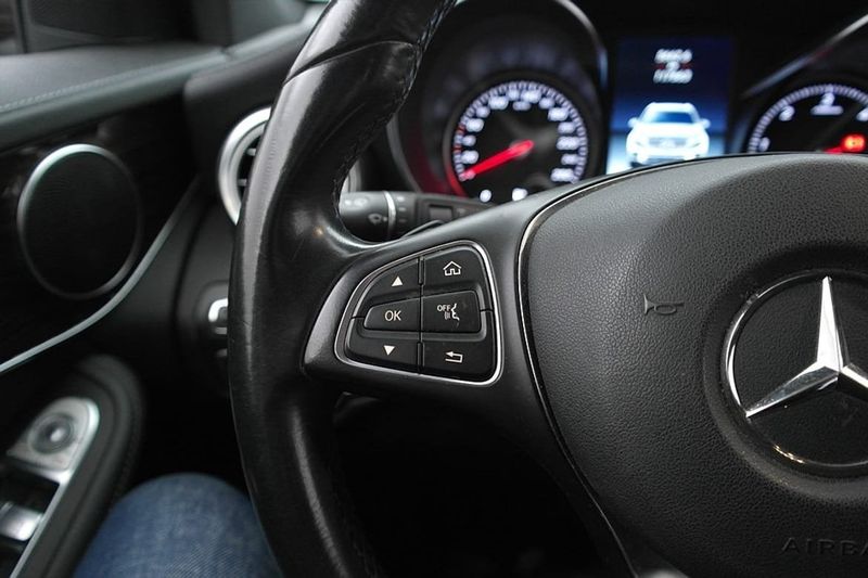Mercedes GLC220 bild 12