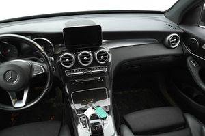 Mercedes GLC220 bild 8