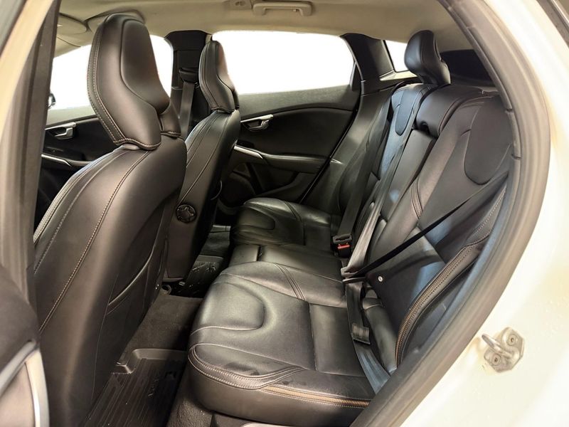 Volvo V40 bild 14