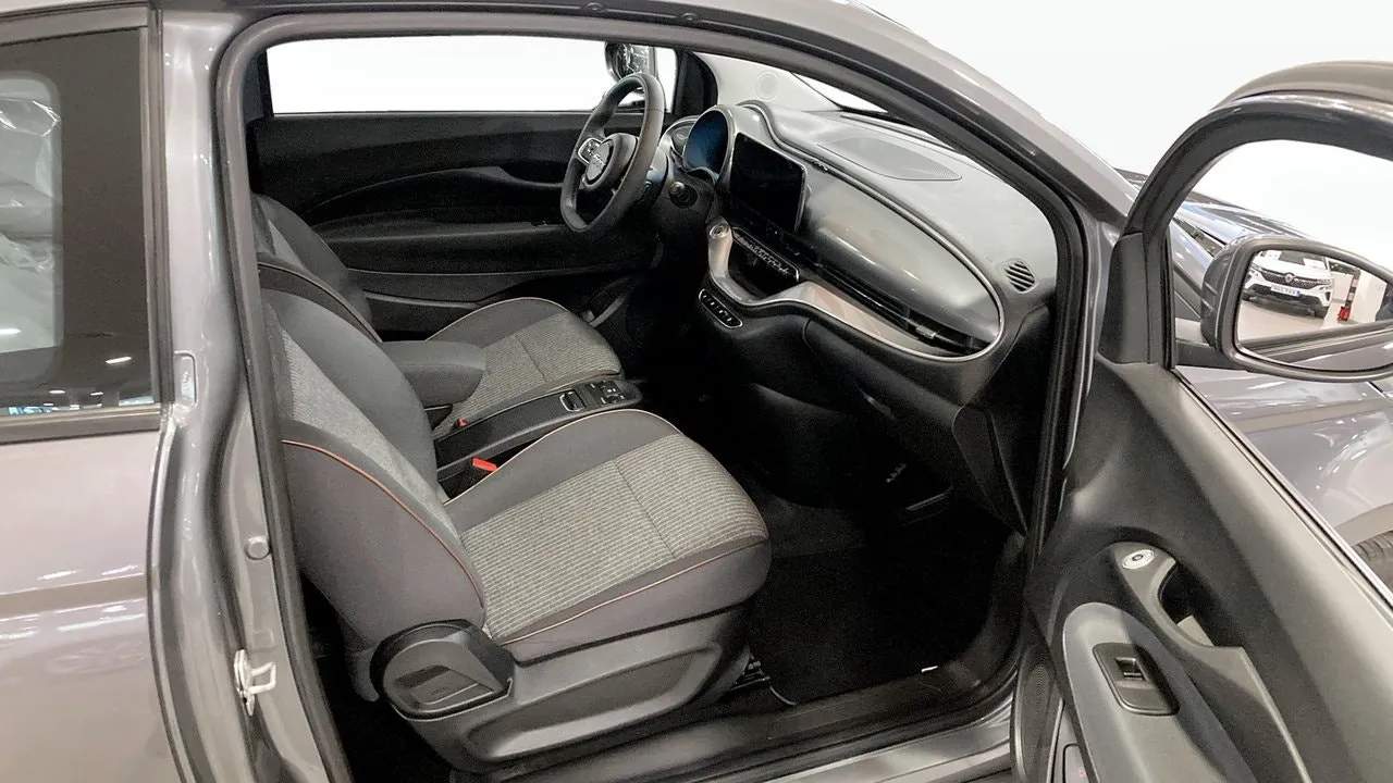 Fiat 500e bild 3