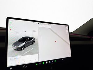 Tesla Model Y bild 21