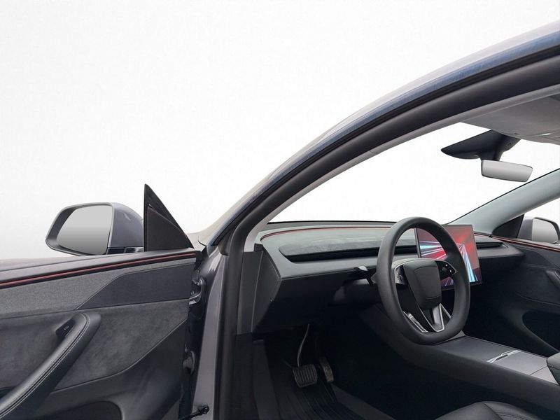 Tesla Model Y bild 11