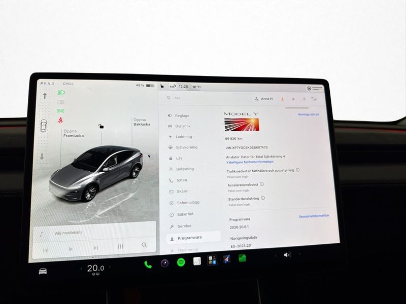 Tesla Model Y bild 25