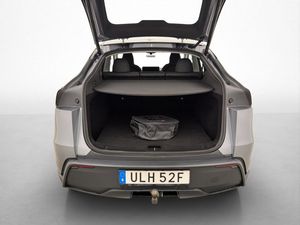Tesla Model Y bild 32
