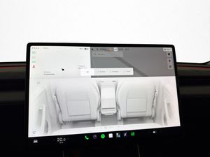 Tesla Model Y bild 23