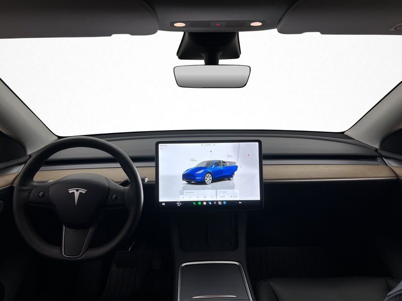 Tesla Model Y bild 27