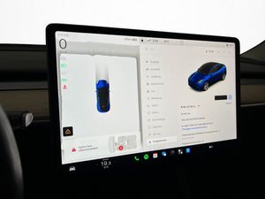 Tesla Model Y bild 25