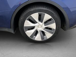 Tesla Model Y bild 36