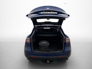 Tesla Model Y bild 31