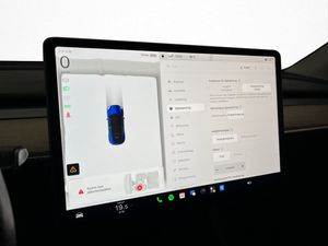 Tesla Model Y bild 24