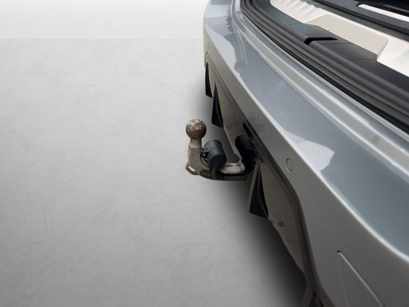 BMW 330 bild 9