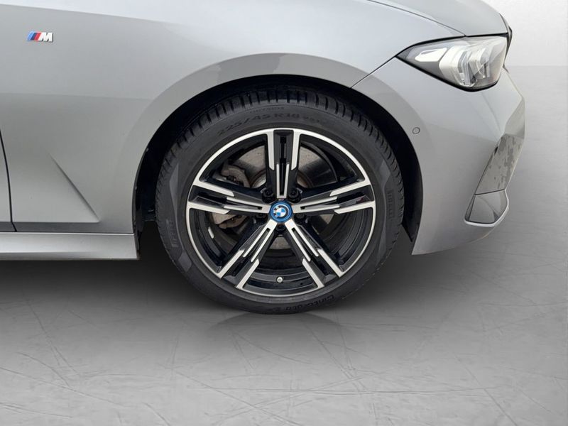 BMW 330 bild 30