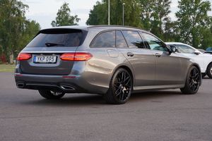 Mercedes E350 bild 2