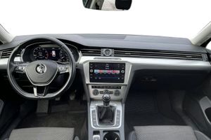 Volkswagen Passat bild 6