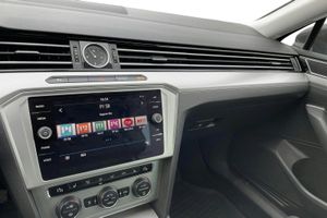 Volkswagen Passat bild 16
