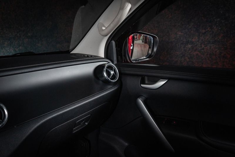 Mercedes X250 bild 18