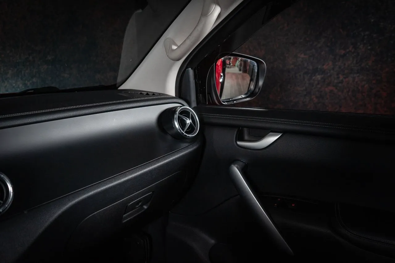 Mercedes X250 bild 18