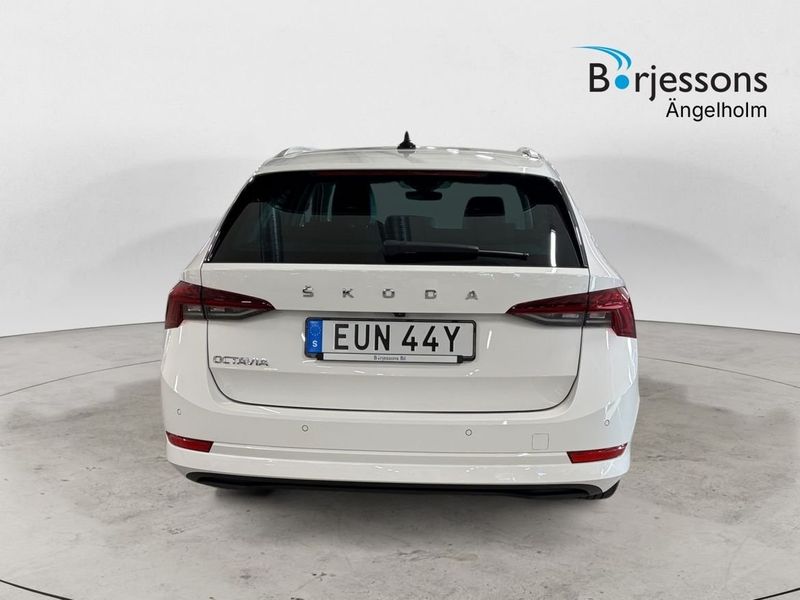 Skoda Octavia bild 4