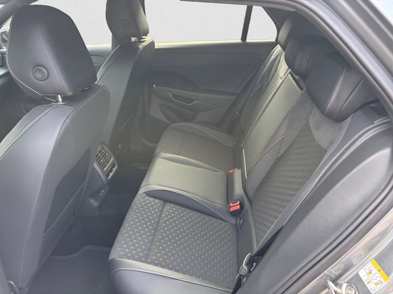 Volkswagen T-Roc bild 8