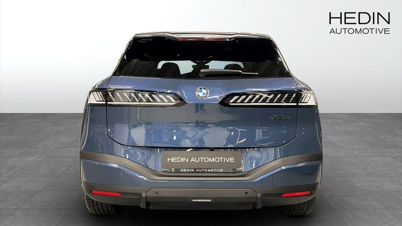 BMW iX3 bild 7