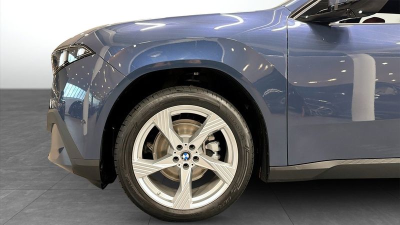 BMW iX3 bild 9