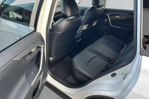 Toyota RAV4 bild 5