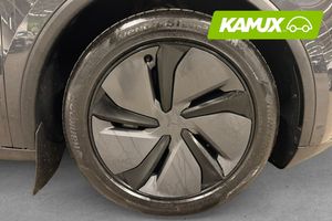 Tesla Model Y bild 8