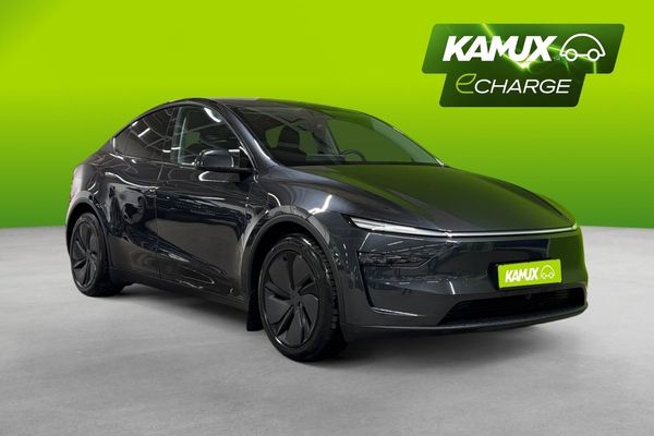 Tesla Model Y Long Range AWD Premium 514hk Panorama Autopilot Drag 36 - 2025