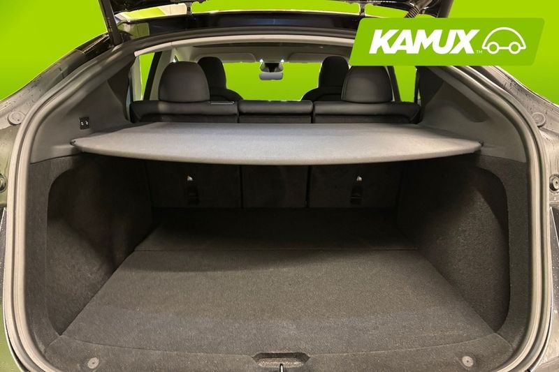 Tesla Model Y bild 14