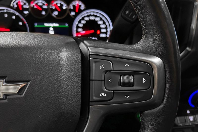 Chevrolet Silverado bild 24