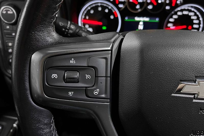 Chevrolet Silverado bild 23