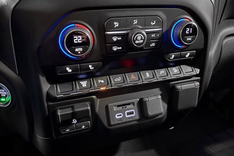 Chevrolet Silverado bild 25