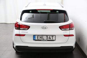 Hyundai i30 bild 8