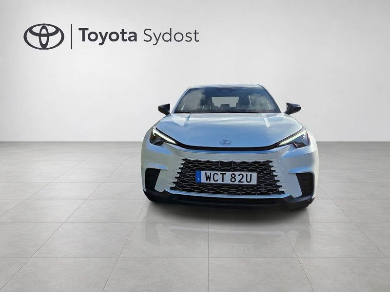 Lexus LBX bild 2