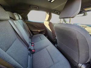 Lexus LBX bild 6