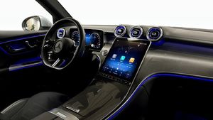 Mercedes GLC300 bild 3