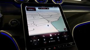 Mercedes GLC300 bild 12