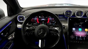 Mercedes GLC300 bild 4