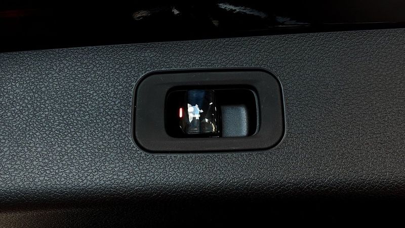 Mercedes E300 bild 15