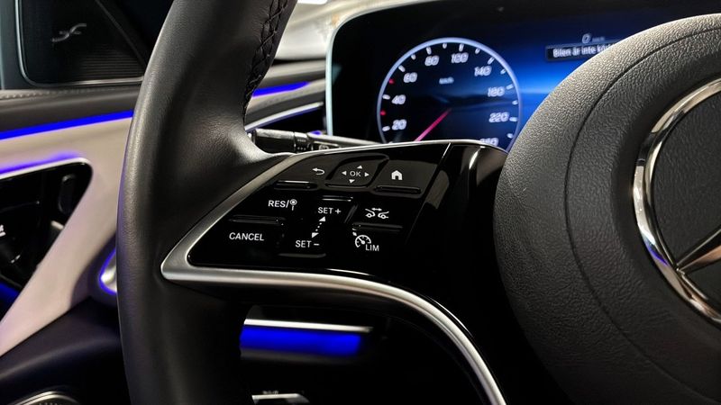 Mercedes E300 bild 16