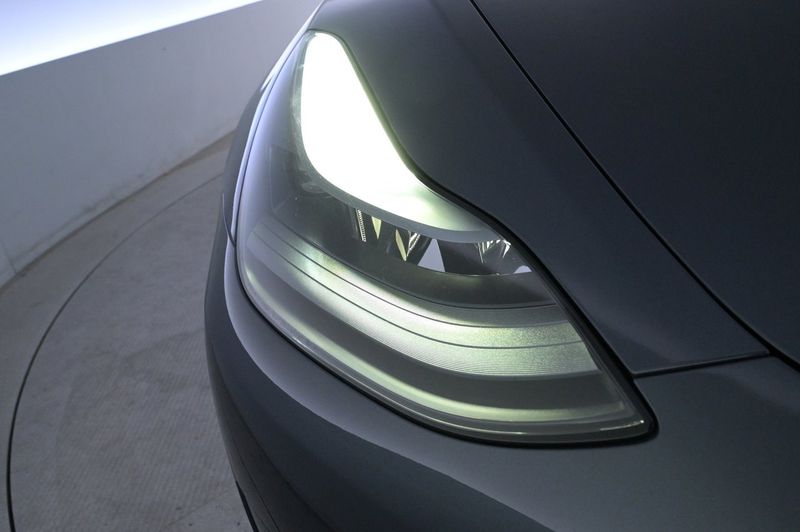 Tesla Model 3 bild 26