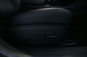 Tesla Model 3 bild 13