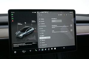 Tesla Model 3 bild 16