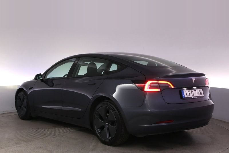 Tesla Model 3 bild 4