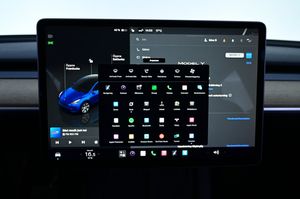 Tesla Model Y bild 21