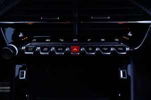Peugeot e-208 bild 20