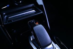 Peugeot e-208 bild 21