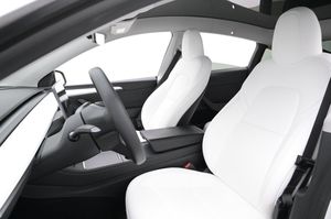 Tesla Model Y bild 9